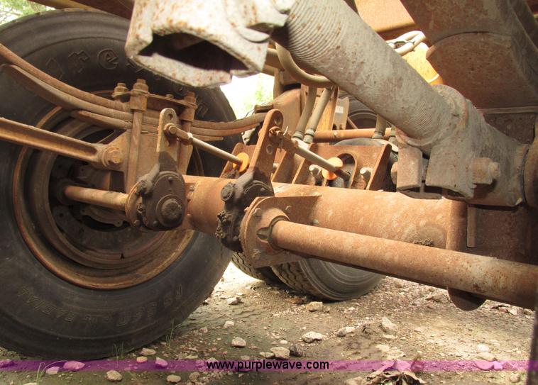 image for item G9990 1987 Load King 1827 belly dump trailer