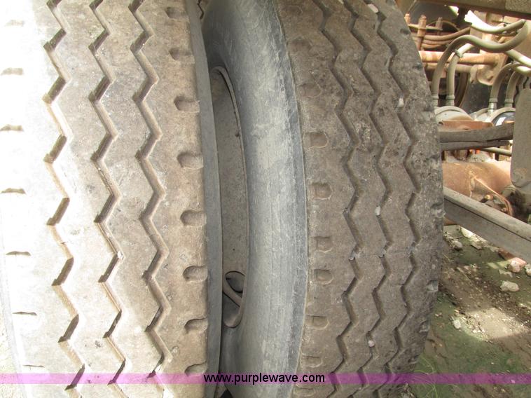 image for item G9990 1987 Load King 1827 belly dump trailer