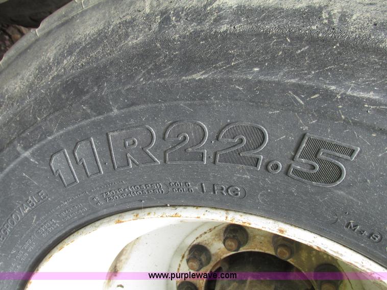 image for item G9990 1987 Load King 1827 belly dump trailer