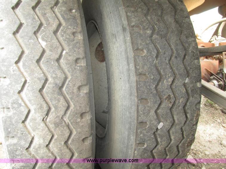 image for item G9990 1987 Load King 1827 belly dump trailer