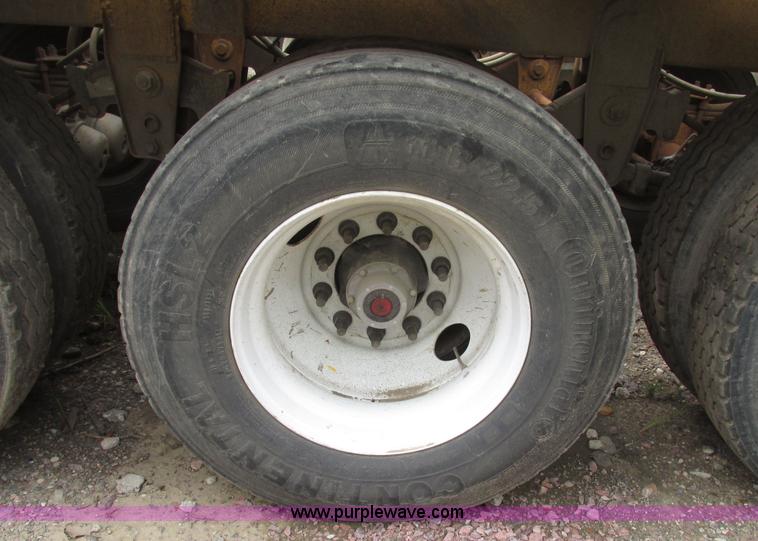 image for item G9990 1987 Load King 1827 belly dump trailer