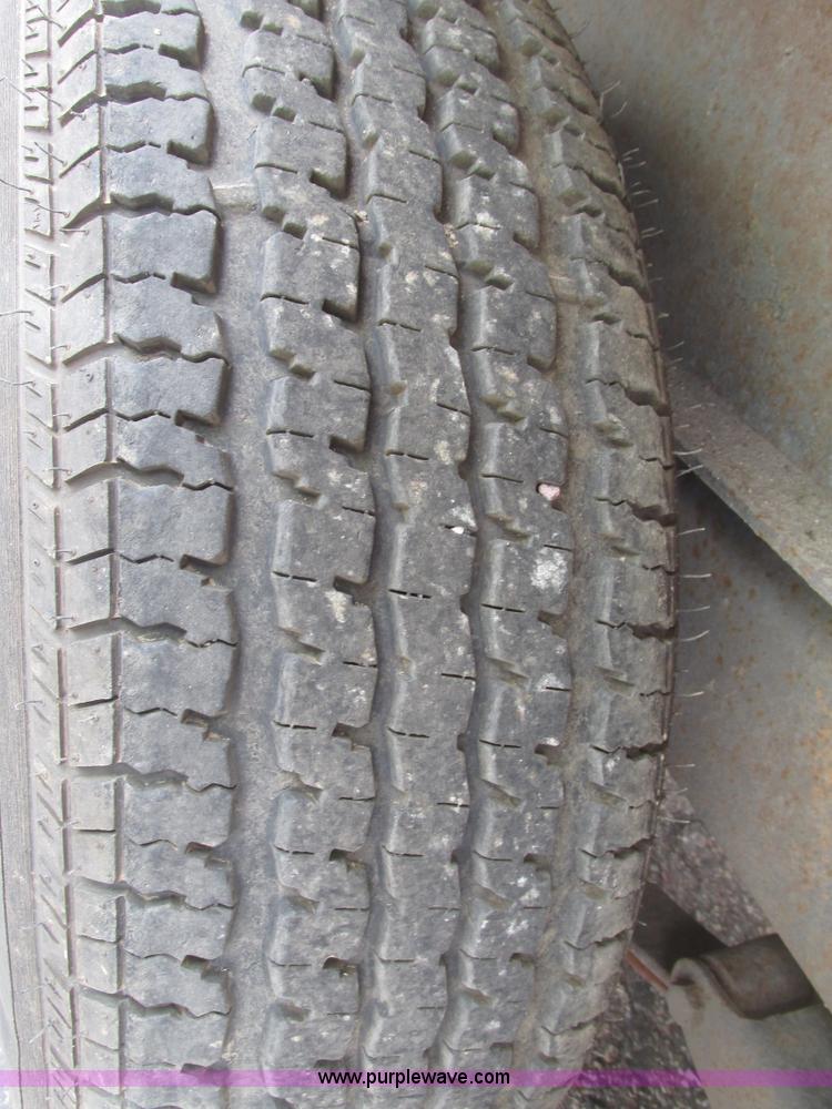 image for item G9991 1997 Redi Haul trailer