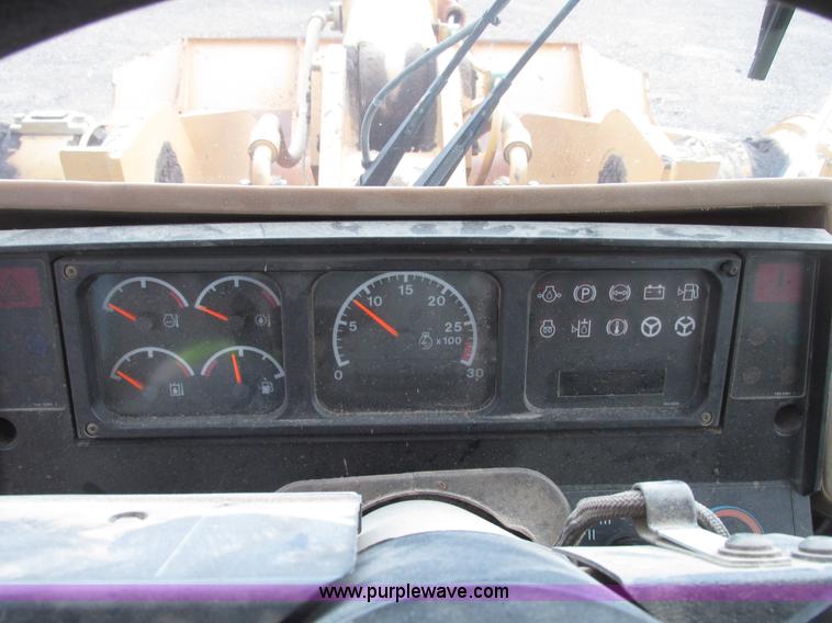 image for item G9994 1998 Caterpillar 970F wheel loader