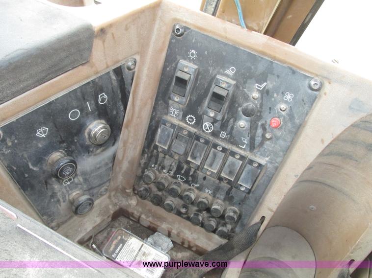 image for item G9994 1998 Caterpillar 970F wheel loader