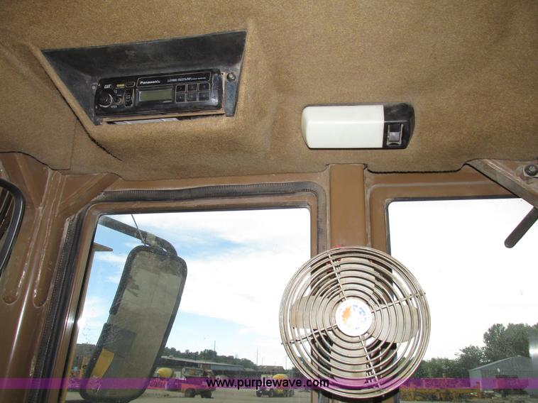 image for item G9994 1998 Caterpillar 970F wheel loader