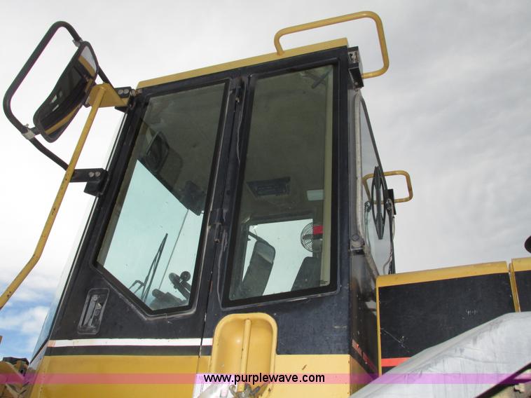 image for item G9994 1998 Caterpillar 970F wheel loader