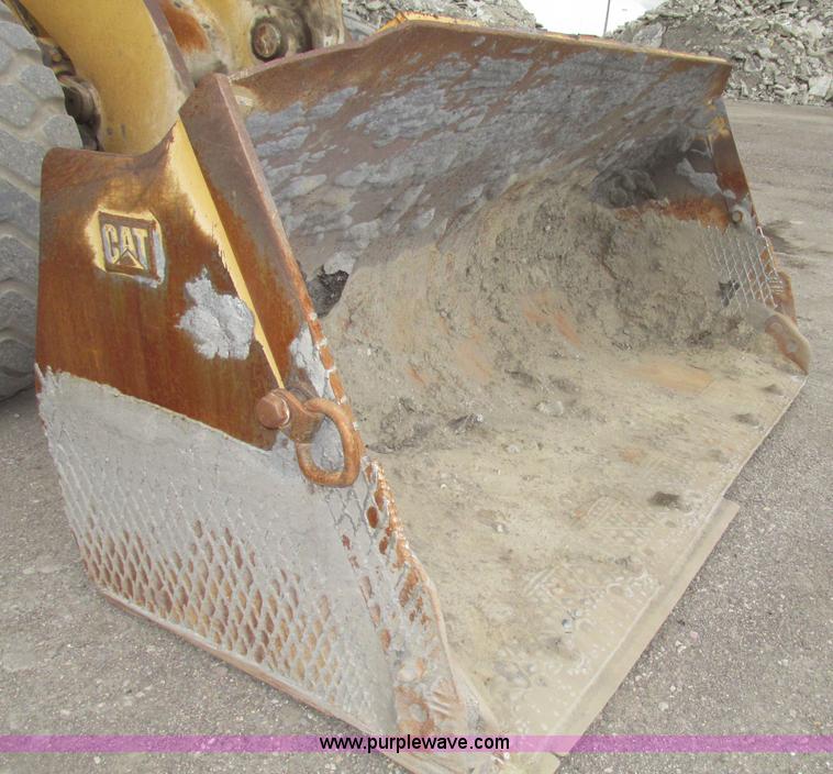 image for item G9994 1998 Caterpillar 970F wheel loader