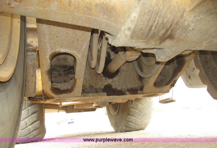 image for item G9994 1998 Caterpillar 970F wheel loader