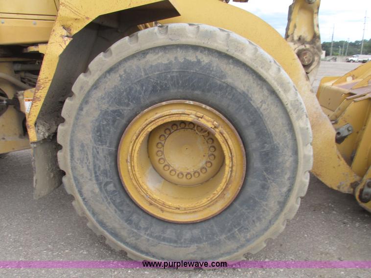 image for item G9994 1998 Caterpillar 970F wheel loader