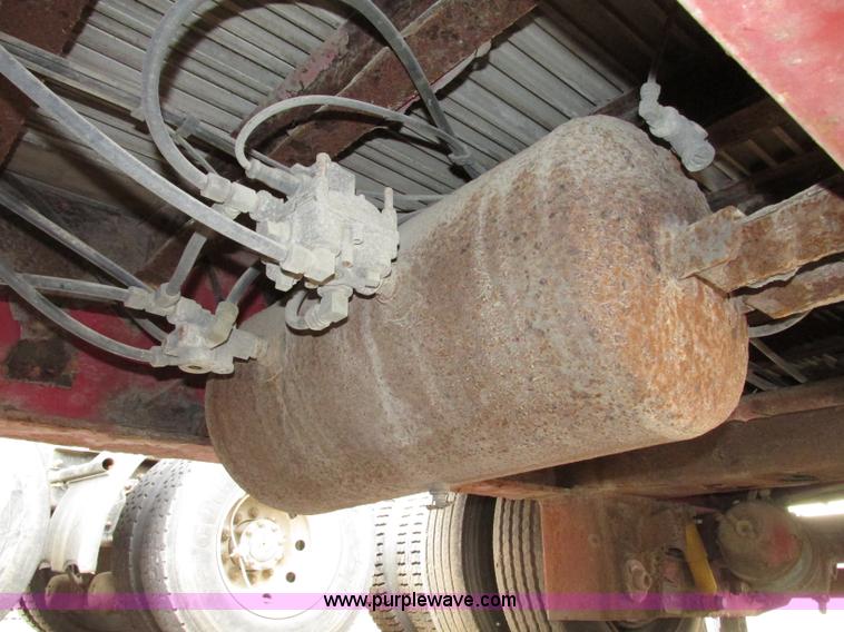 image for item G9997 1999 Transcraft DTL2000 Eagle Super-Beam trailer