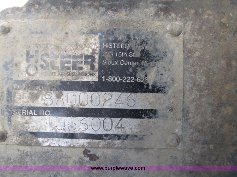 image for item G9998 2001 Sterling L9500 semi truck