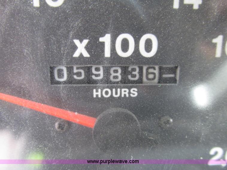 image for item G9999 1993 Mack CH613 semi truck