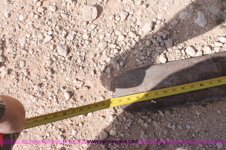 image for item H1724 Yale GLC040AENUAE083 fork lift