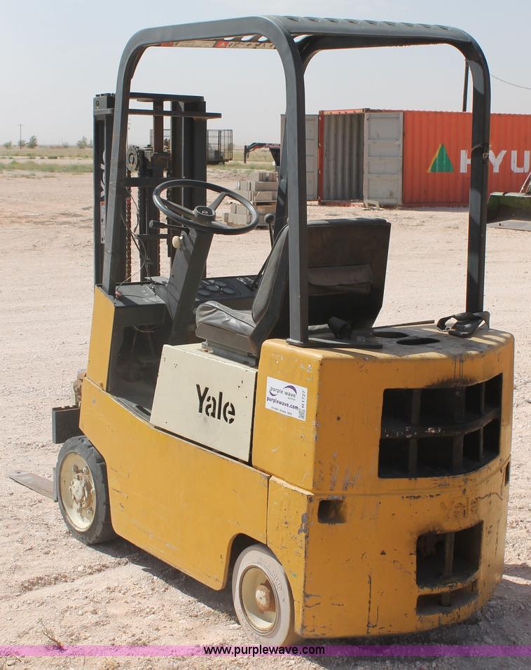 image for item H1727 Yale GC-030-UAT-071-M forklift