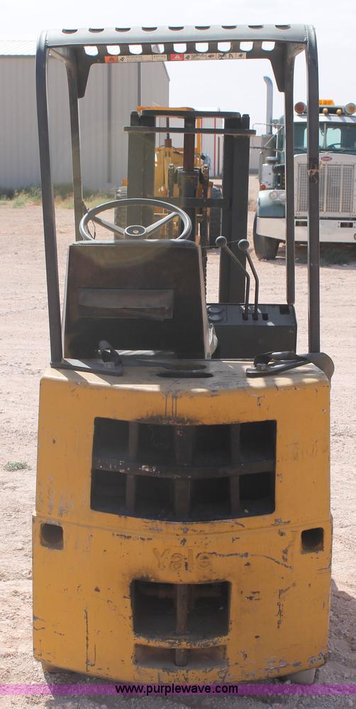 image for item H1727 Yale GC-030-UAT-071-M forklift