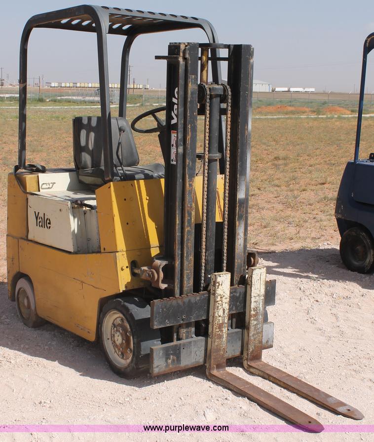 image for item H1727 Yale GC-030-UAT-071-M forklift