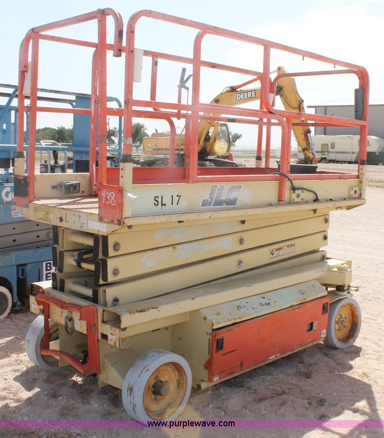 image for item H1729 JLG SL17 2646E scissor lift