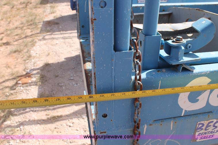 image for item H1730 Genie GS-1930 scissor lift