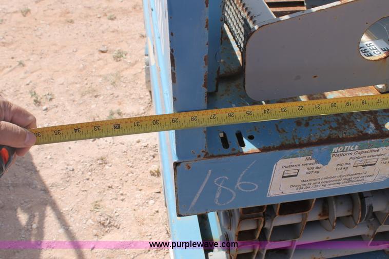 image for item H1730 Genie GS-1930 scissor lift
