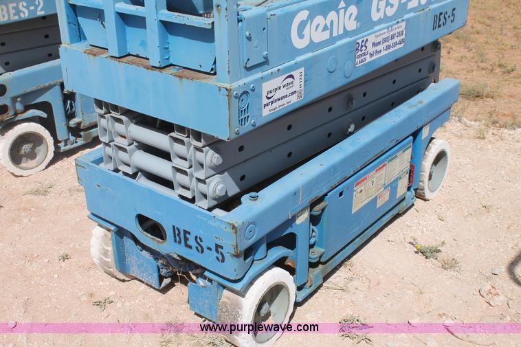 image for item H1731 Genie GS-1930 scissor lift