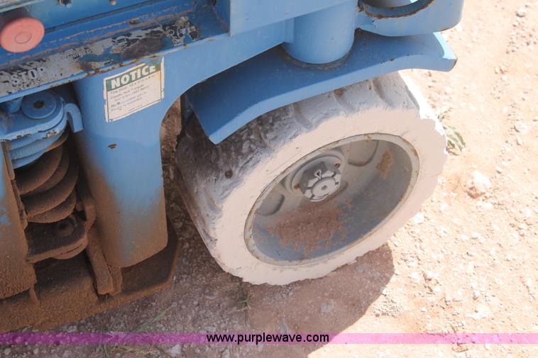 image for item H1731 Genie GS-1930 scissor lift