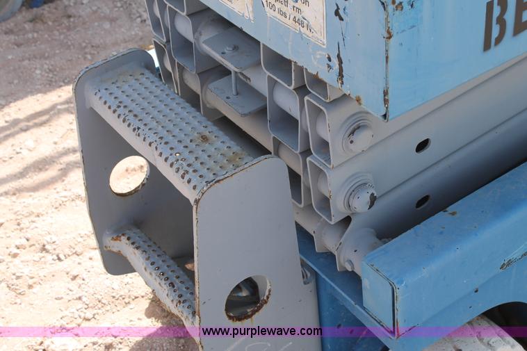 image for item H1731 Genie GS-1930 scissor lift