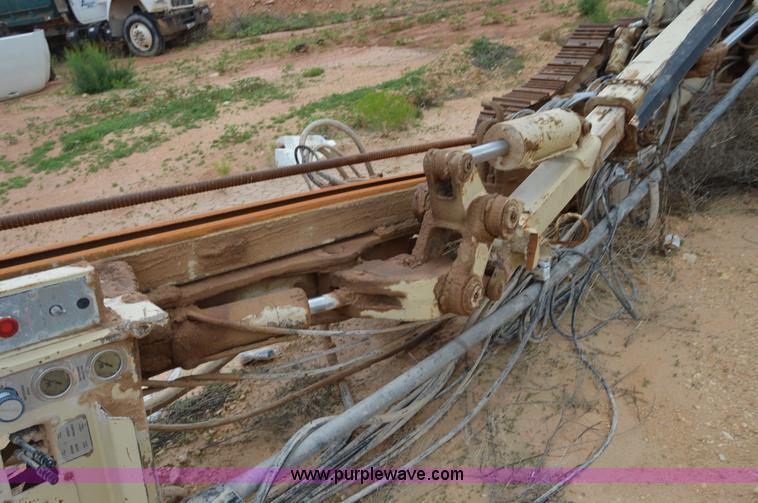 image for item H2943 Ingersoll Rand ECM-370 directional boring machine