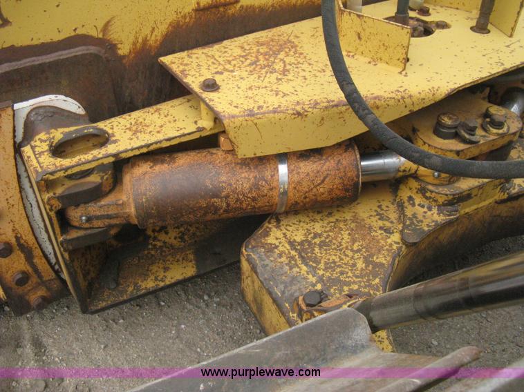 image for item H5253 1993 Case 550E long track dozer