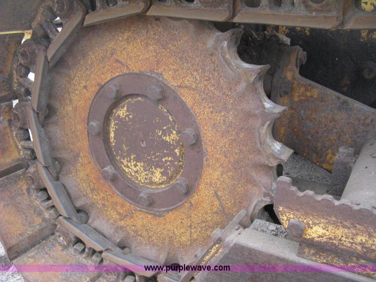 image for item H5253 1993 Case 550E long track dozer