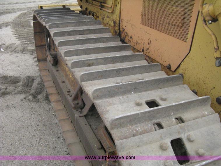 image for item H5253 1993 Case 550E long track dozer