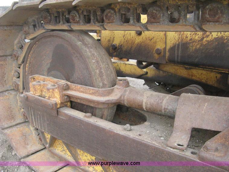 image for item H5253 1993 Case 550E long track dozer