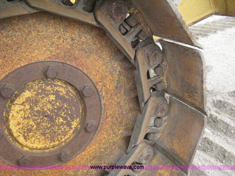 image for item H5253 1993 Case 550E long track dozer