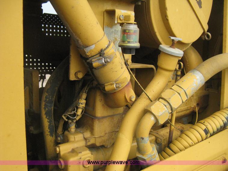 image for item H5255 1991 Caterpillar D5H Series II dozer with vibratory cable plow