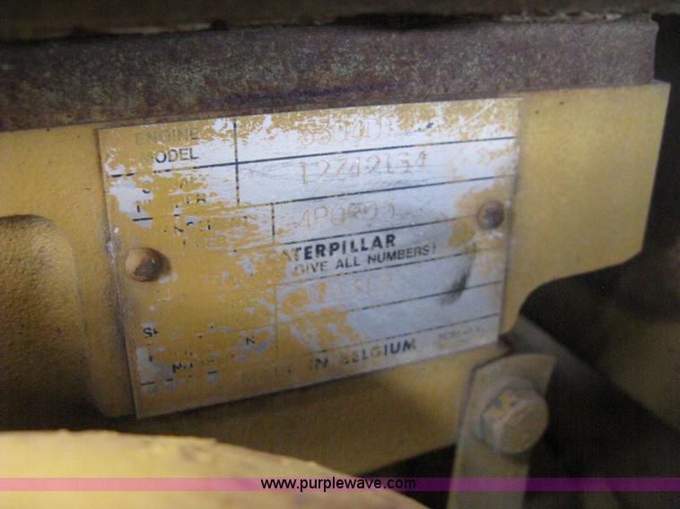 image for item H5255 1991 Caterpillar D5H Series II dozer with vibratory cable plow