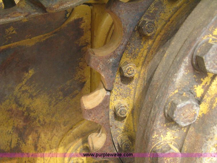 image for item H5255 1991 Caterpillar D5H Series II dozer with vibratory cable plow