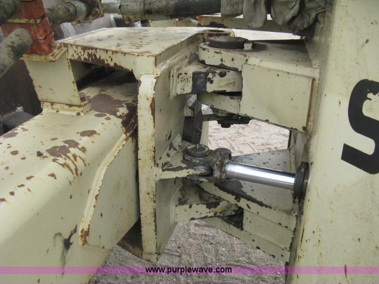 image for item H5256 1990 Ingersoll Rand SD-100F articulated vibratory pad foot roller