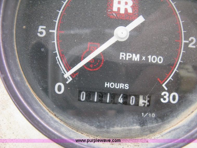 image for item H5256 1990 Ingersoll Rand SD-100F articulated vibratory pad foot roller