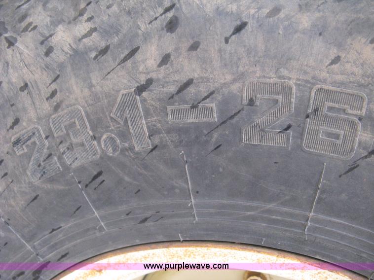 image for item H5256 1990 Ingersoll Rand SD-100F articulated vibratory pad foot roller