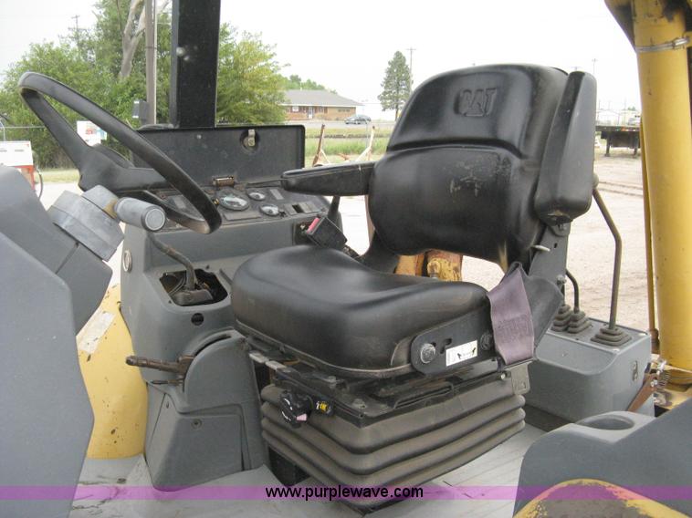 image for item H5257 1998 Caterpillar 416C backhoe