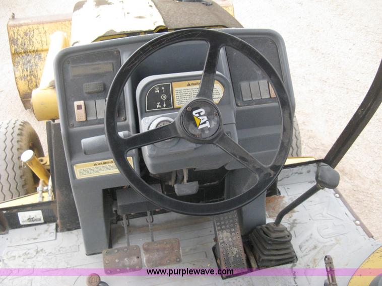 image for item H5257 1998 Caterpillar 416C backhoe