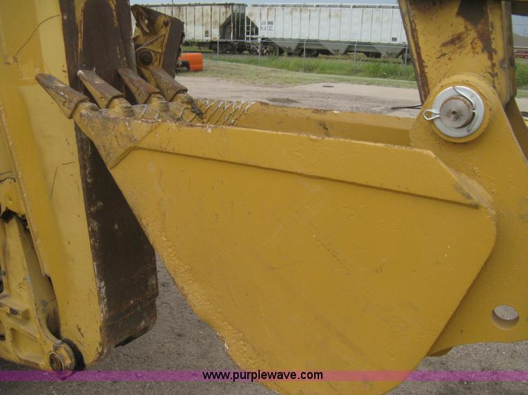 image for item H5257 1998 Caterpillar 416C backhoe