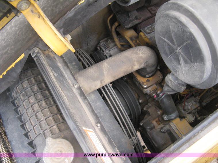 image for item H5257 1998 Caterpillar 416C backhoe