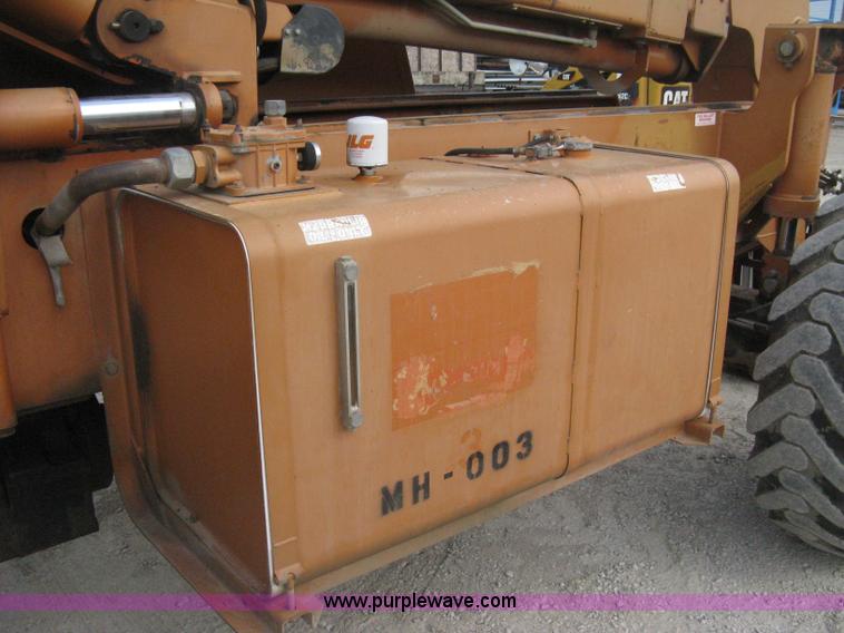 image for item H5262 1997 Lull 844C-42 Highlander telehandler