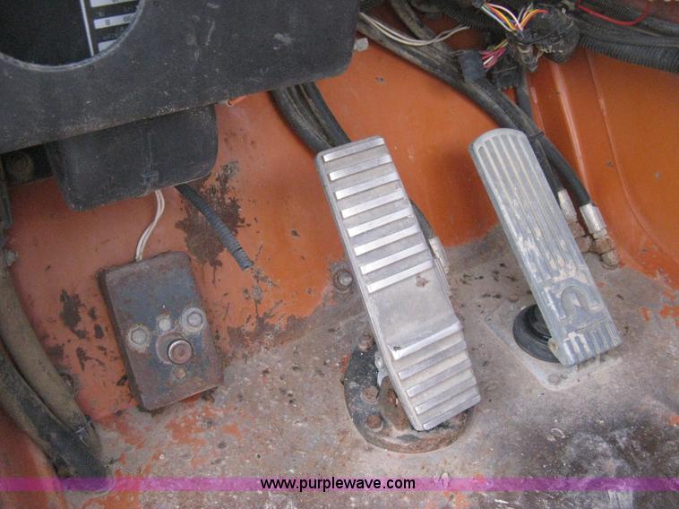 image for item H5262 1997 Lull 844C-42 Highlander telehandler