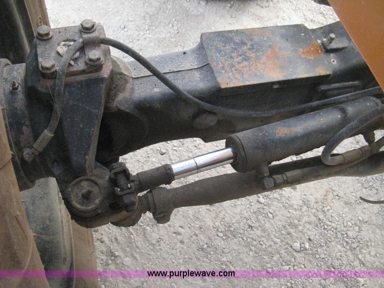 image for item H5262 1997 Lull 844C-42 Highlander telehandler