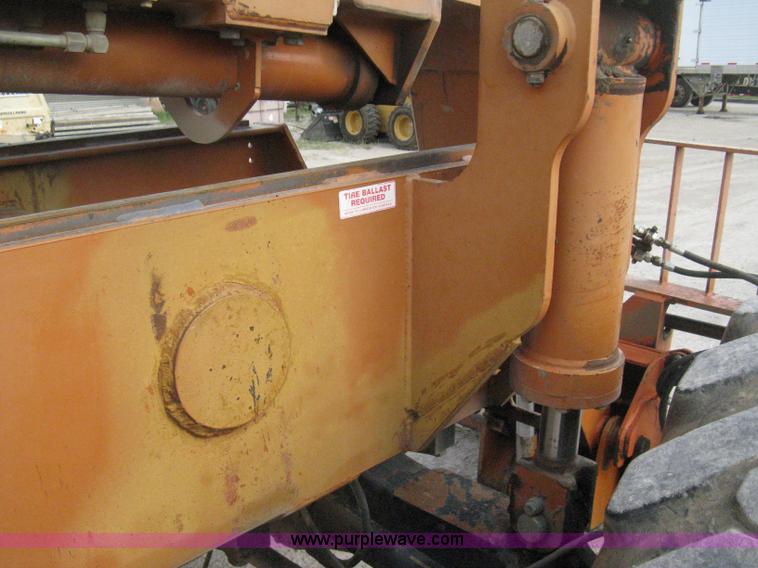 image for item H5262 1997 Lull 844C-42 Highlander telehandler
