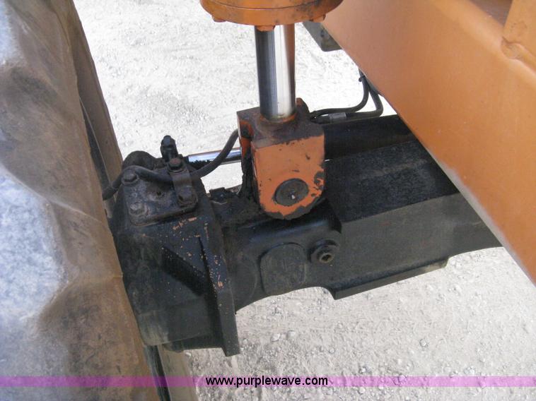 image for item H5262 1997 Lull 844C-42 Highlander telehandler