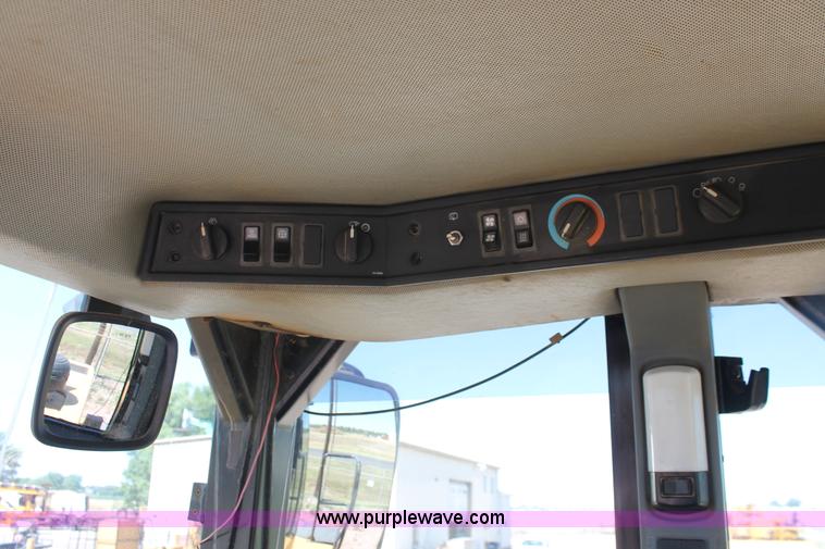 image for item H5609 1998 Caterpillar 950G wheel loader