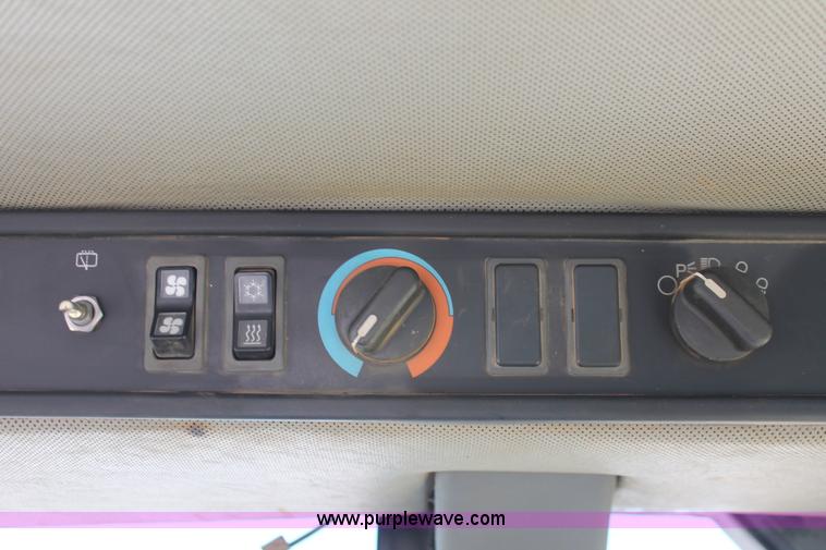 image for item H5609 1998 Caterpillar 950G wheel loader