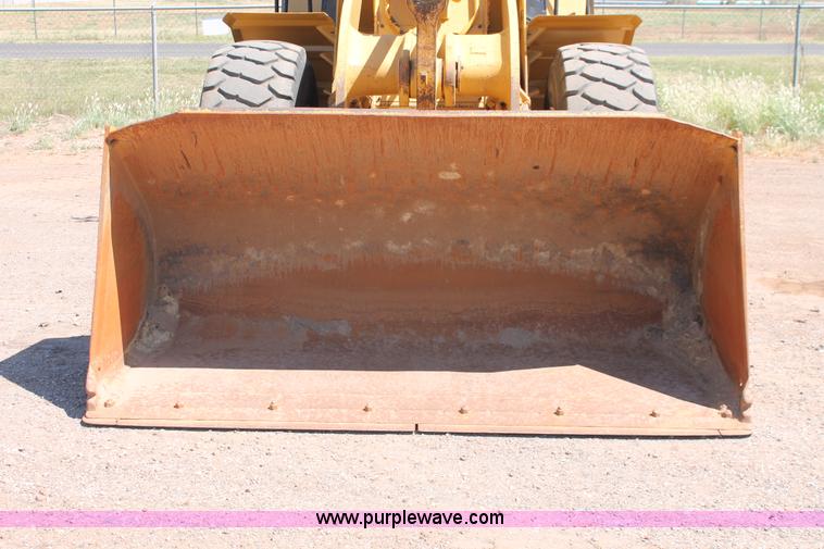 image for item H5609 1998 Caterpillar 950G wheel loader